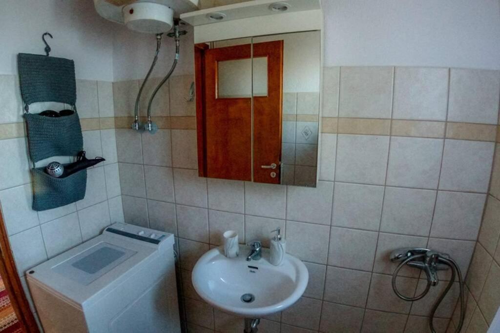 Breathtaking Lake View Cottage With A Fireplace Next To Ioannina City! Exterior foto